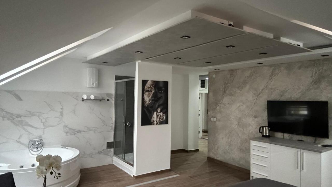 Seti Gorgeous Apartments With Jacuzzi Belgrad Dış mekan fotoğraf